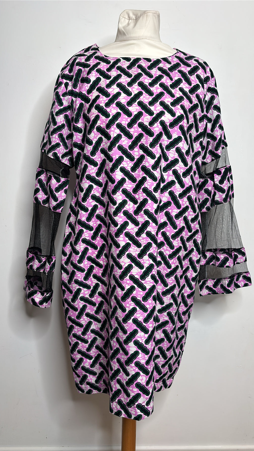 Robe en Wax manches ajourées