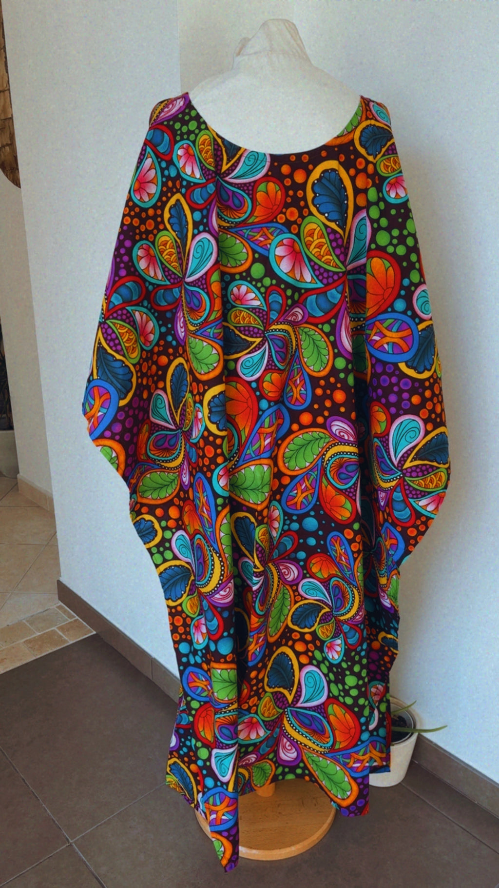 Boubou africain en Wax fait main en coton motif  peace and love