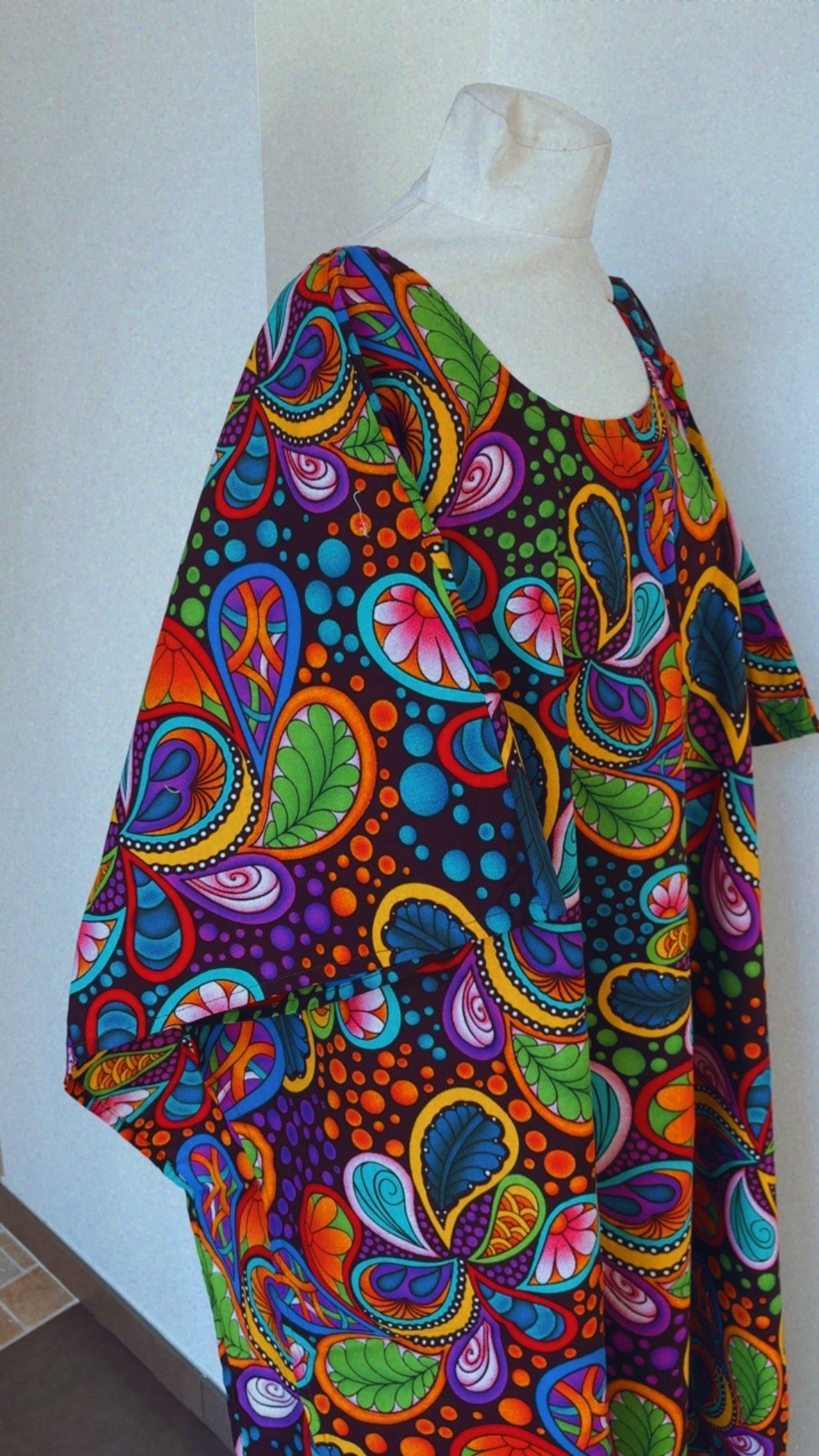 Boubou africain en Wax fait main en coton motif  peace and love