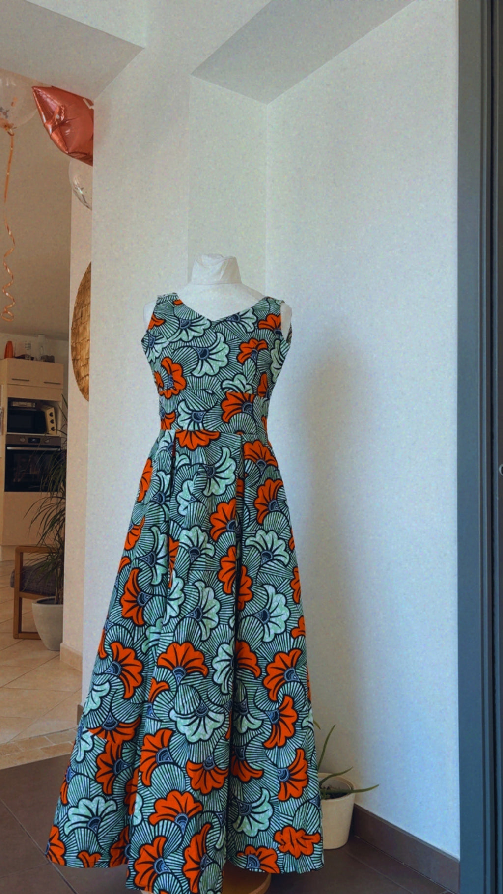 Robe longue dos nu en Wax tissu africain fleurs de mariage avec poches