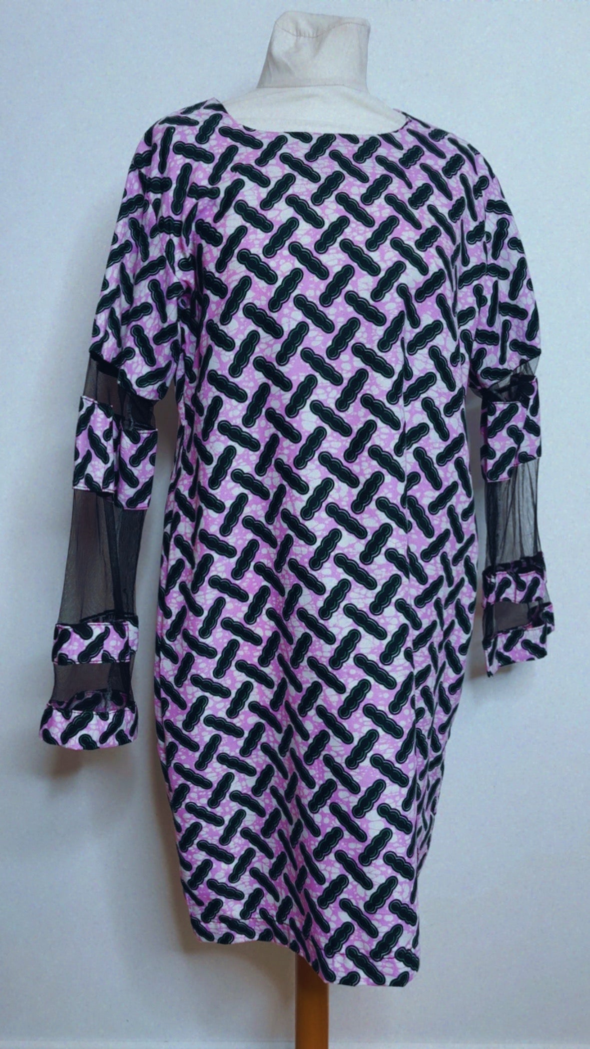 Robe en Wax manches ajourées