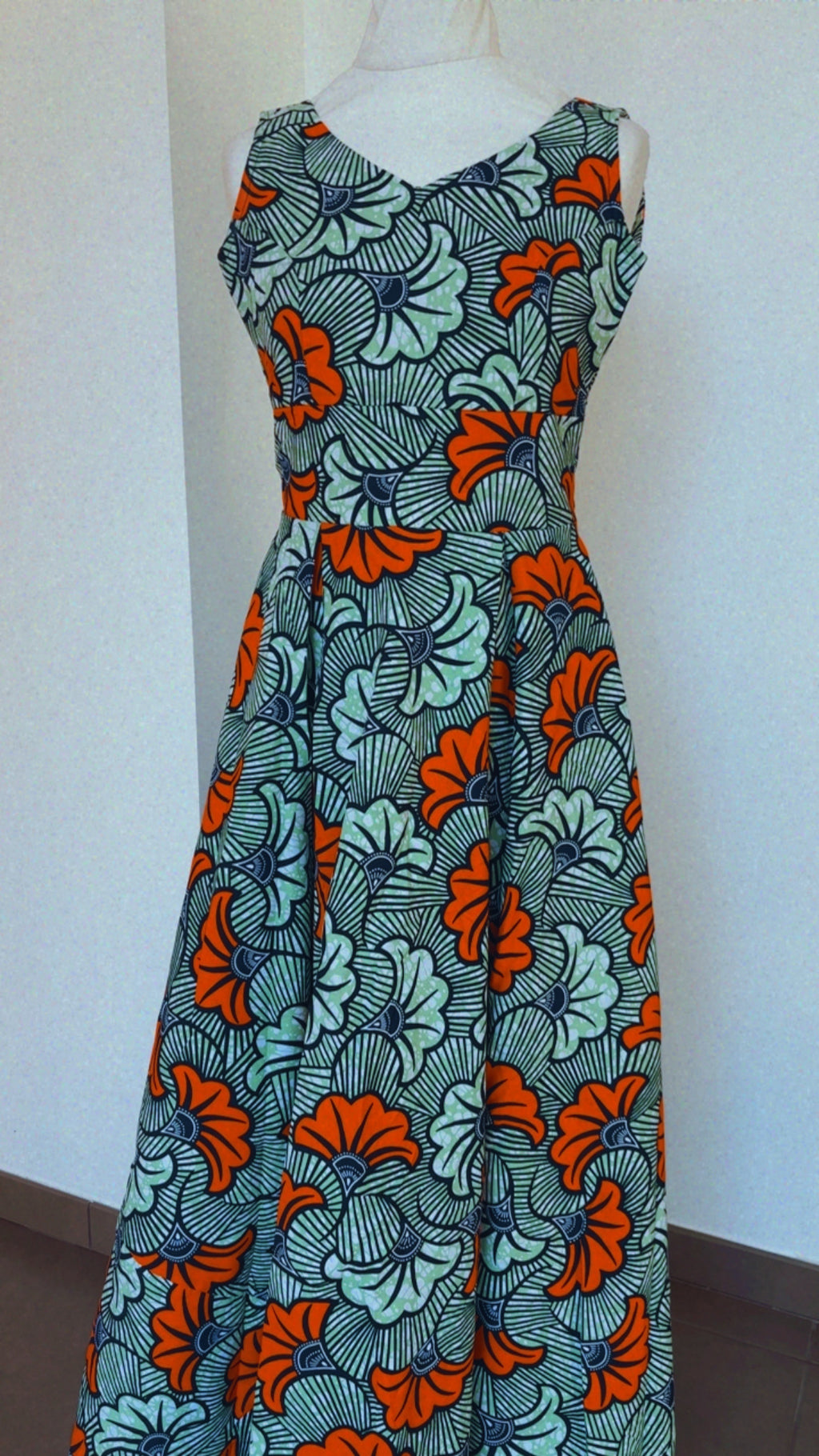 Robe longue dos nu en Wax tissu africain fleurs de mariage avec poches