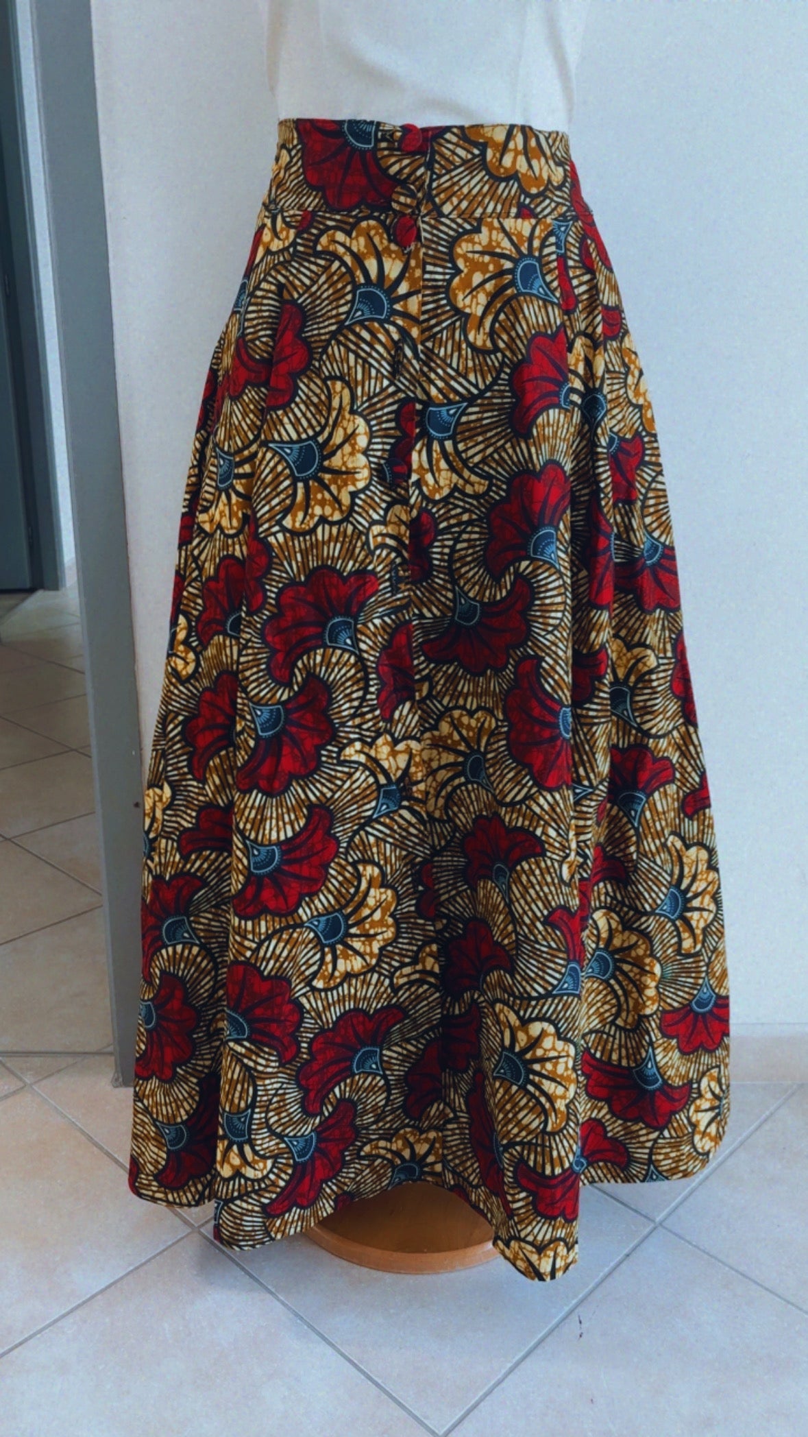 Jupe longue africaine en wax  motif ethnique fleurs de mariage tissu africain colorée idéale pour les occasions AUDREY