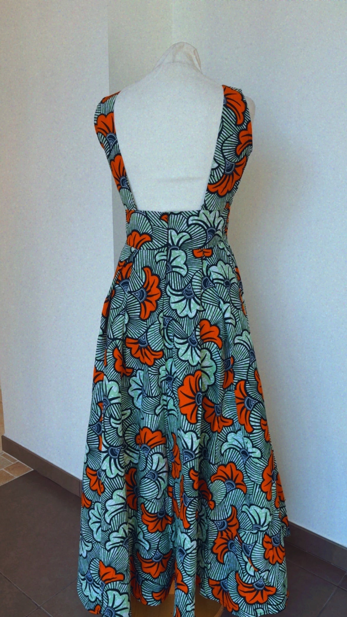 Robe longue dos nu en Wax tissu africain fleurs de mariage avec poches