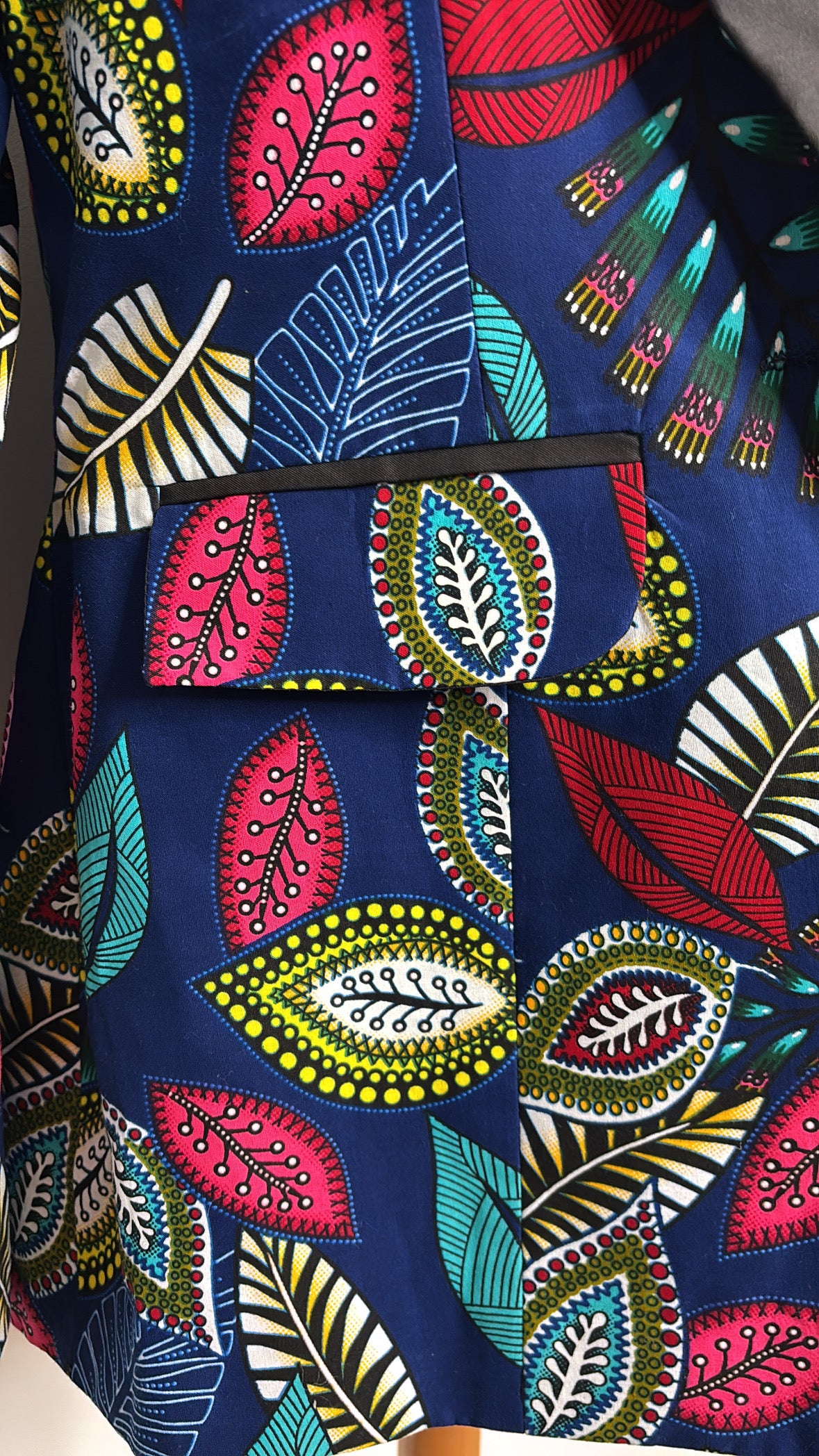 Veste blazer mi long en Wax feuilles tissu africain