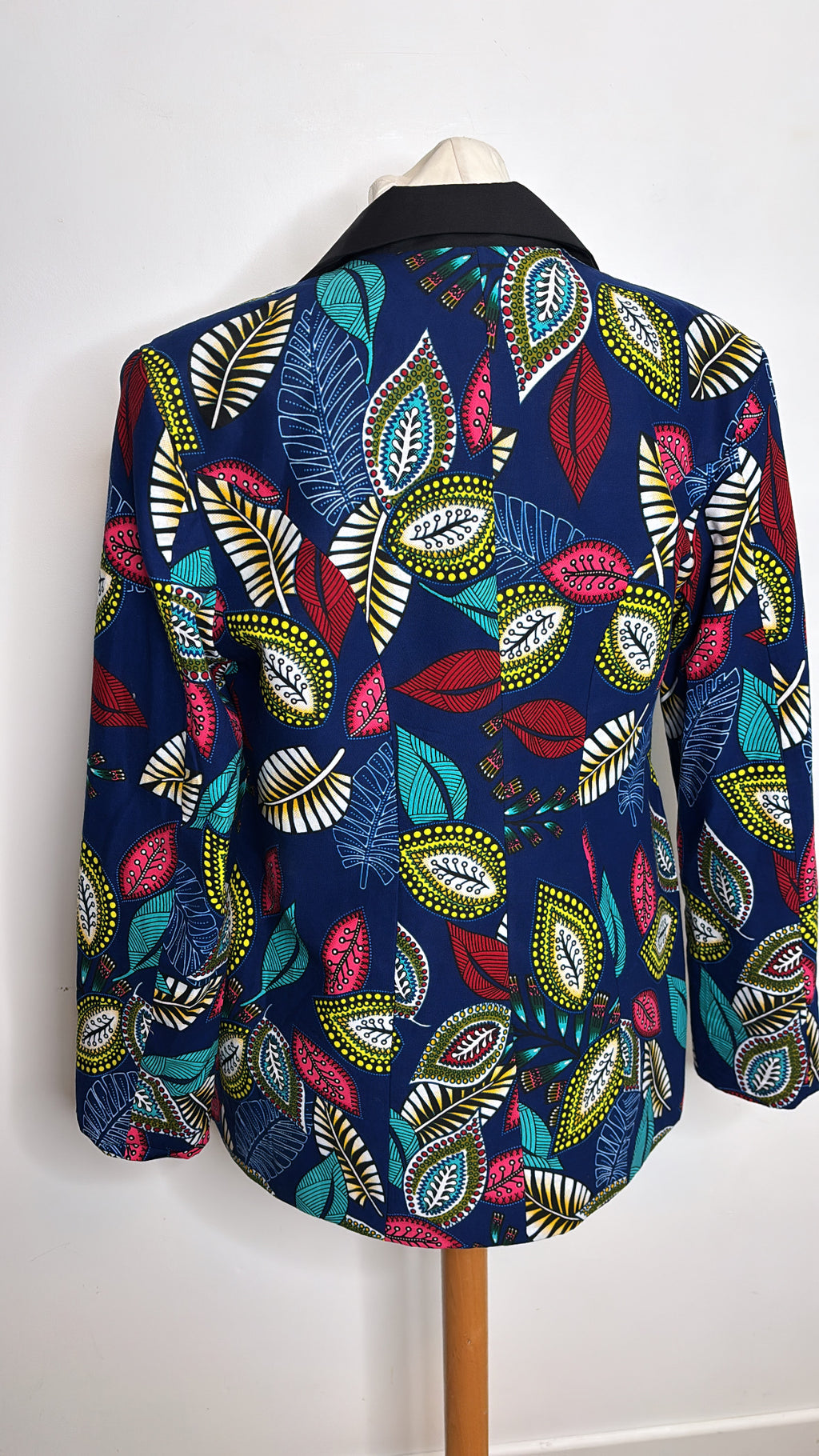 Veste blazer mi long en Wax feuilles tissu africain