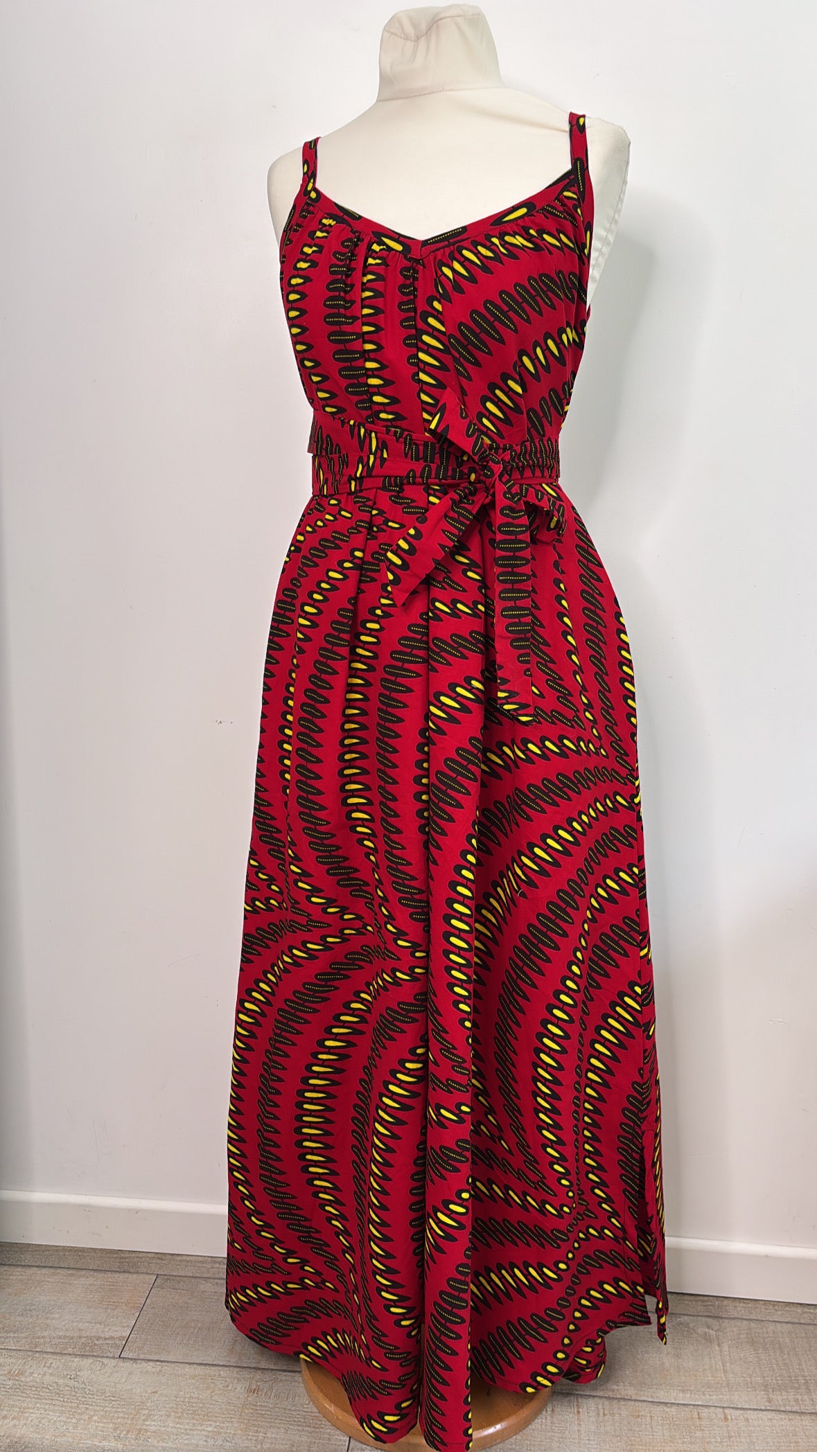Robe longue en Wax tissu pagne africain rouge multicolore sans manches
